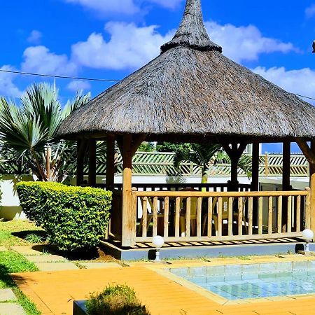Flic En Flac Sea View Luxury 3 Bedroom Apartment Exterior foto